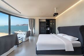 Bay Four Seasons Castle Hotel