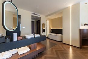 Bay Four Seasons Castle Hotel