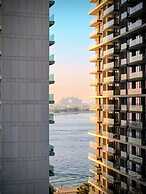 5 Star Palm View Private Beach 1BR