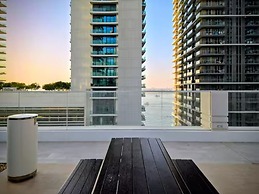 5 Star Palm View Private Beach 1BR