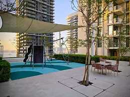 5 Star Palm View Private Beach 1BR