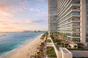 5 Star Palm View Private Beach 1BR