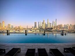 5 Star Palm View Private Beach 1BR