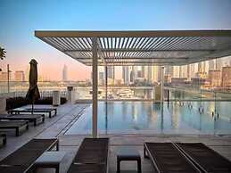 5 Star Palm View Private Beach 1BR