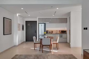 5 Star Palm View Private Beach 1BR