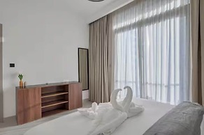 5 Star Palm View Private Beach 1BR