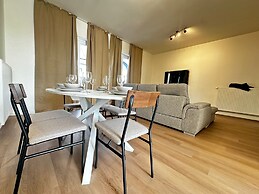 Spacious 5BR Retreat for Groups for 18P