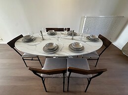 Spacious 5BR Retreat for Groups for 18P