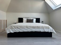 Spacious 5BR Retreat for Groups for 18P
