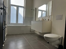 Spacious 5BR Retreat for Groups for 18P