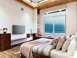ELIVAAS Antarmann Casa Zenith 6 BHK