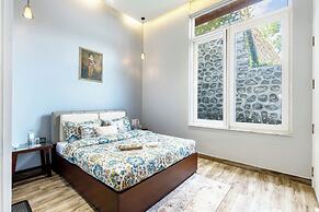 ELIVAAS Antarmann Casa Zenith 6 BHK