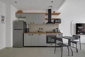 5 Star Modern Living 1BR in Dubai Hills