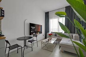 5 Star Modern Living 1BR in Dubai Hills