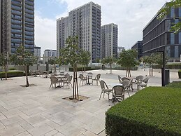 5 Star Modern Living 1BR in Dubai Hills