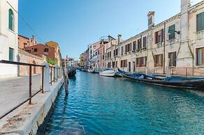 Venice Royal Residence - Train Station