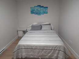 Quiet Haven - One-bedroom Suite