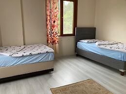 Hayrat apart