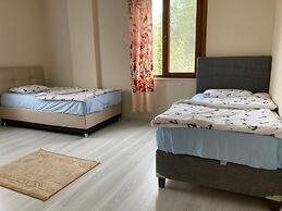 Hayrat apart