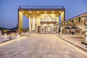 ELIVAAS Heaven in Hills Mountara 3BHK