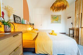 La Boga Surf House