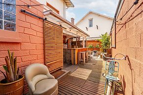 La Boga Surf House