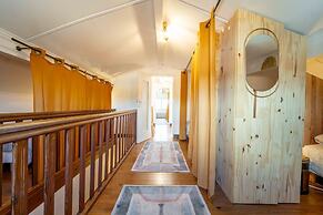 La Boga Surf House