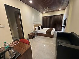 Hotel Madhav and Restaurant