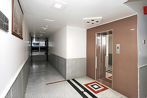 Hotel The Tezo Residency