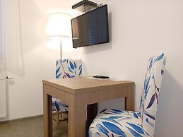 AIS Center