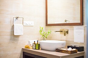 ELIVAAS 3BHK Plus Attic Cliffside Villa