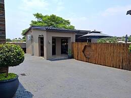 Balalaika Boutique Lodge