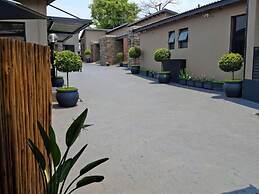 Balalaika Boutique Lodge