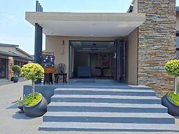 Balalaika Boutique Lodge
