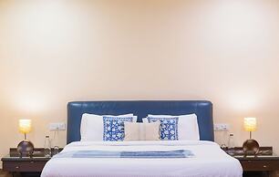 ELIVAAS Lakeview Manor 5 BHK