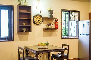 ELIVAAS Lakeview Manor 5 BHK