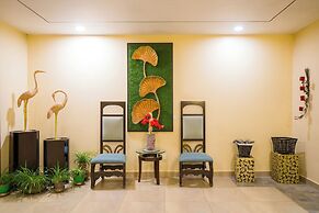 ELIVAAS Lakeview Manor 5 BHK