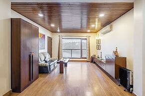 ELIVAAS Lakeview Manor 5 BHK