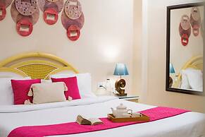 ELIVAAS Lakeview Manor 5 BHK