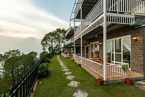 ELIVAAS Fleur De Lis 4 BHK Villa
