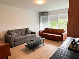 Eiðar Hostel and Apartments