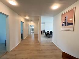 Eiðar Hostel and Apartments