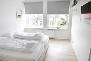 Eiðar Hostel and Apartments