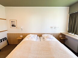 Eiðar Hostel and Apartments