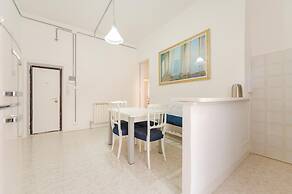 Elisa's Flat - 5 min from Train Station