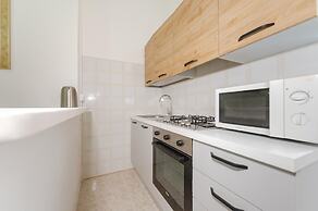 Elisa's Flat - 5 min from Train Station