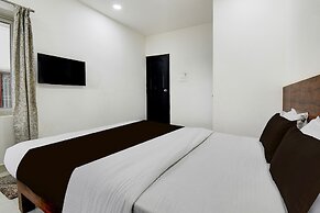 Classic With Balcony Super Hotel O Mysore