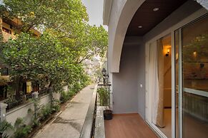 ELIVAAS Solace Teal 5 BHK Villa