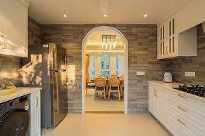 ELIVAAS Solace Teal 5 BHK Villa