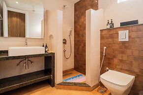 ELIVAAS Solace Teal 5 BHK Villa